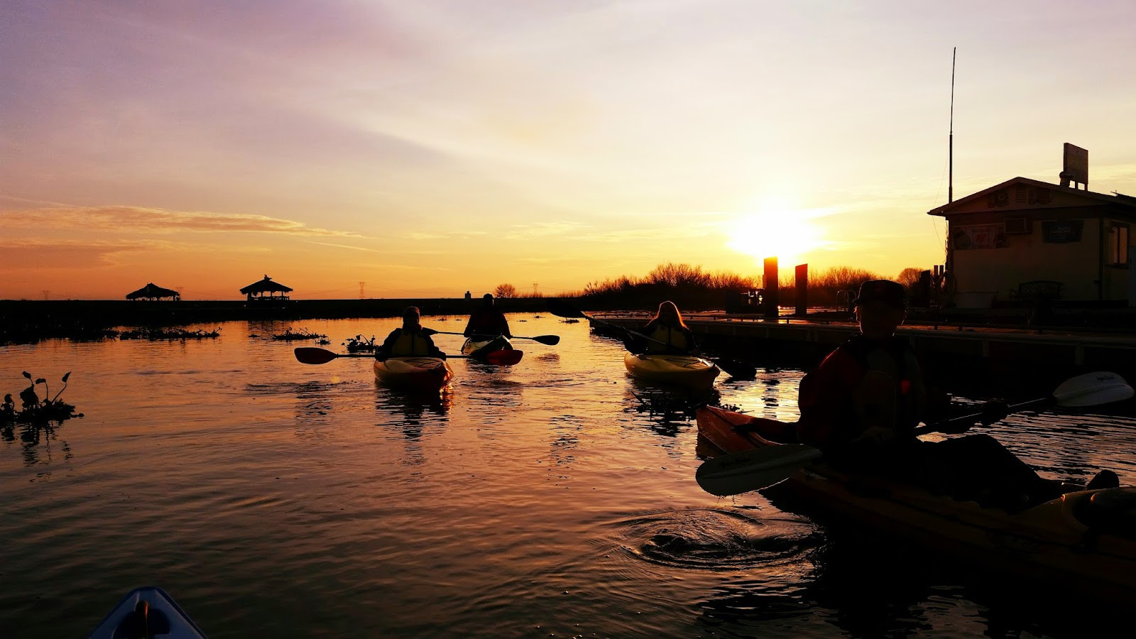 kayak_sunset